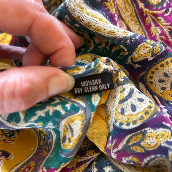 Tolani Silk Flowy Hippie Tunic Top Womens Multi Color Paisley Floral V-Neck Sz M - Picture 5 of 5